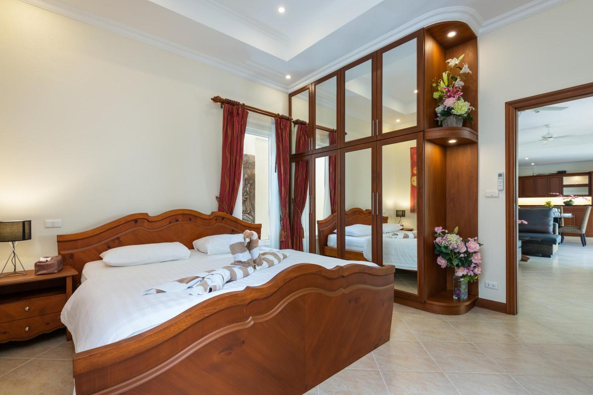 Village Austria Luxury Pool 别墅 芭達亞